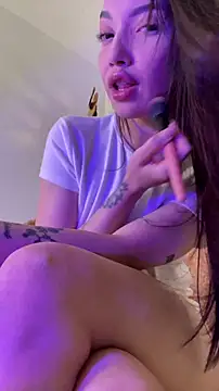 GiannaMagari online show from February 5, 2026, 8:57 pm