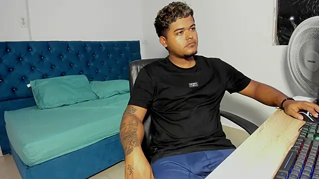 Snapshot of jordan_colman chatting on January 11, 2026, 4:45 pm jordan colman online show from January 11, 2026, 4:45 pm