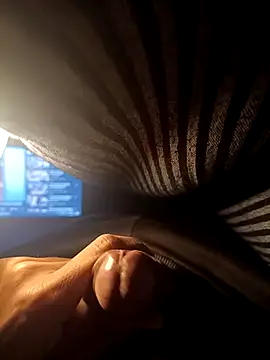 itsRavisingh082 online show from January 12, 2026, 4:56 pm