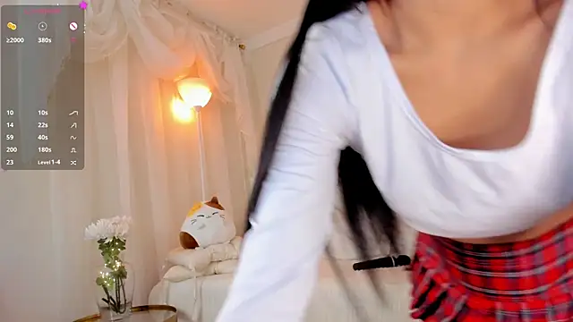 Snapshot of your_alina18 chatting on June 30, 2026, 11:39 pm your alina18 online show from June 30, 2026, 11:39 pm