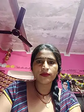 Snapshot of gahiu_sexe chatting on July 10, 2026, 4:06 am gahiu sexe online show from July 10, 2026, 4:06 am