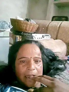 kiiuu sexe online show from March 17, 2026, 8:17 am