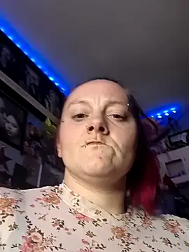 DisireAfterDark online show from February 8, 2026, 9:13 am