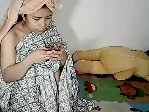 xxhotamizinggirl online show from February 6, 2026, 11:35 am