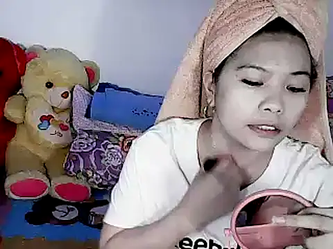 xxhotamizinggirl online show from March 13, 2026, 2:23 pm