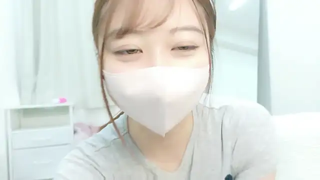 Snapshot of honokachan_v chatting on June 17, 2026, 11:56 am honokachan v online show from June 17, 2026, 11:56 am
