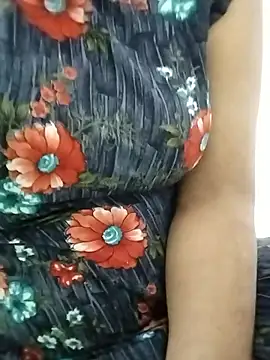 Snapshot of Zaara101 chatting on January 13, 2026, 8:58 pm Zaara101 online show from January 13, 2026, 8:58 pm