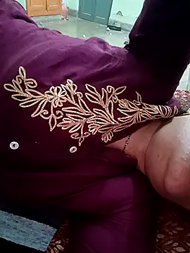 Zaara101 online show from March 24, 2026, 12:04 am