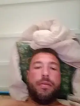 BrenoPanigale online show from January 10, 2026, 4:42 pm