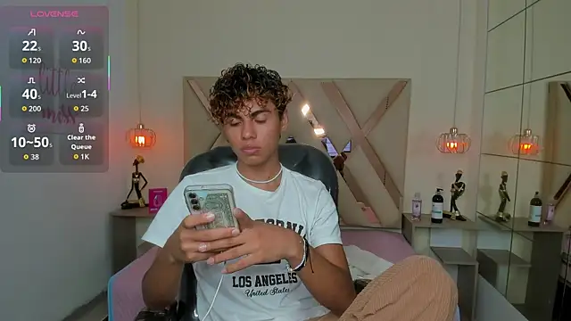 Snapshot of Anyelo_Twink chatting on May 25, 2026, 8:59 pm Anyelo Twink online show from May 25, 2026, 8:59 pm