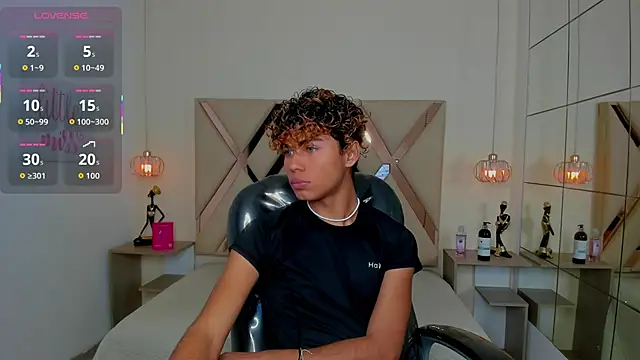 Snapshot of Anyelo_Twink chatting on May 28, 2026, 1:36 am Anyelo Twink online show from May 28, 2026, 1:36 am