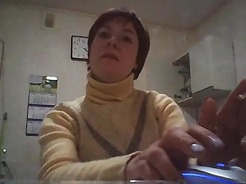 Snapshot of Fruittellalove chatting on January 12, 2026, 1:16 pm Fruittellalove online show from January 12, 2026, 1:16 pm