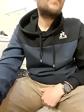 80julien online show from March 13, 2026, 8:04 pm