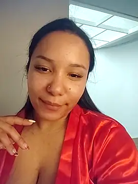 soffi joness23 online show from April 15, 2026, 6:48 pm