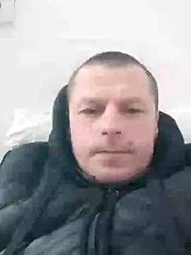 Snapshot of Ivan9iutt chatting on January 11, 2026, 2:11 pm Ivan9iutt online show from January 11, 2026, 2:11 pm