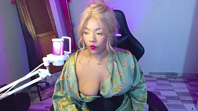 MarianaPradax online show from February 17, 2026, 12:56 pm