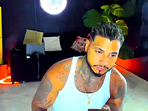 Snapshot of alexis_27121 chatting on February 5, 2026, 7:35 am alexis 27121 online show from February 5, 2026, 7:35 am