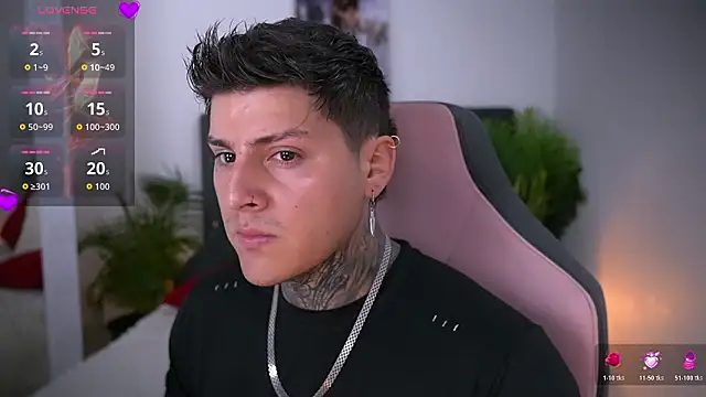 Snapshot of goldenatlasX chatting on February 12, 2026, 9:54 pm goldenatlasX online show from February 12, 2026, 9:54 pm