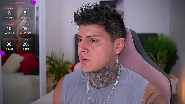 Snapshot of goldenatlasX chatting on February 15, 2026, 6:15 pm goldenatlasX online show from February 15, 2026, 6:15 pm