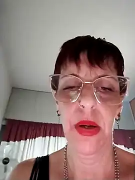 Juguetonafogosa5 online show from February 24, 2026, 3:48 am