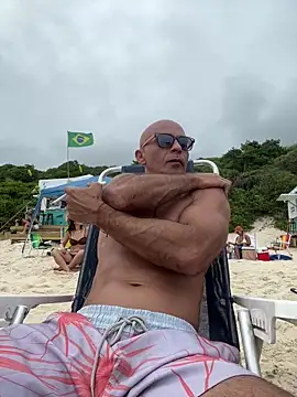 dogfrota online show from February 13, 2026, 4:03 pm