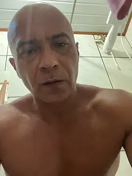 dogfrota online show from March 5, 2026, 7:43 pm