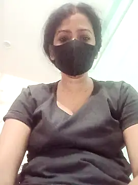 sexyqueen558 online show from April 16, 2026, 5:47 pm