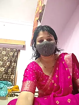 Priyaji7575 online show from February 1, 2026, 6:23 am