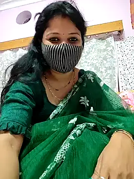 Priyaji7575 online show from February 22, 2026, 11:09 am