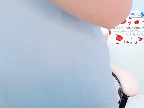 Snapshot of Anna_sexyY_ chatting on January 13, 2026, 5:35 am Anna sexyY online show from January 13, 2026, 5:35 am