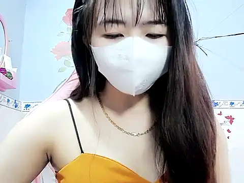 Anna sexyY  online show from April 9, 2026, 5:40 am