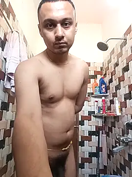 Snapshot of Uzieham22 chatting on March 28, 2026, 3:50 am Uzieham22 online show from March 28, 2026, 3:50 am