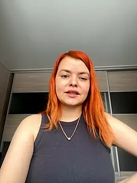 AliceFourelm online show from January 12, 2026, 5:45 am