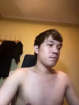 asian guy67 online show from February 5, 2026, 7:18 pm