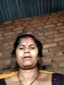 Hot di97 online show from March 31, 2026, 9:04 pm