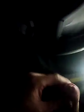 Snapshot of Hertsguy1984 chatting on February 3, 2026, 12:20 am Hertsguy1984 online show from February 3, 2026, 12:20 am