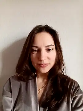 She-Moon online show from February 13, 2026, 7:26 am