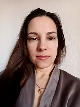 She-Moon online show from March 6, 2026, 6:32 am