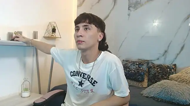 XanderGrey8 online show from March 26, 2026, 7:19 pm