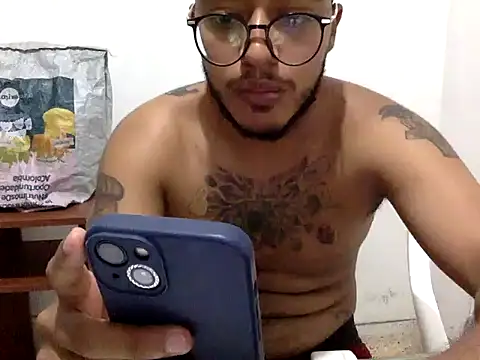 Tito 12  online show from February 28, 2026, 5:08 am