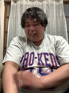 Snapshot of 82no_heya chatting on April 25, 2026, 3:20 pm 82no heya online show from April 25, 2026, 3:20 pm
