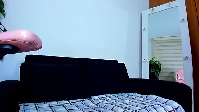 babypeach 1 online show from January 15, 2026, 10:46 pm