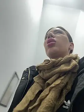 Snapshot of Missolevelvet chatting on February 15, 2026, 6:54 am Missolevelvet online show from February 15, 2026, 6:54 am