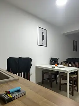 Snapshot of Missolevelvet chatting on February 17, 2026, 8:59 pm Missolevelvet online show from February 17, 2026, 8:59 pm