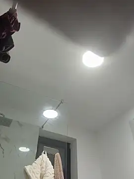 Missolevelvet online show from March 6, 2026, 10:06 pm