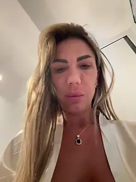 Missolevelvet online show from April 19, 2026, 6:07 pm