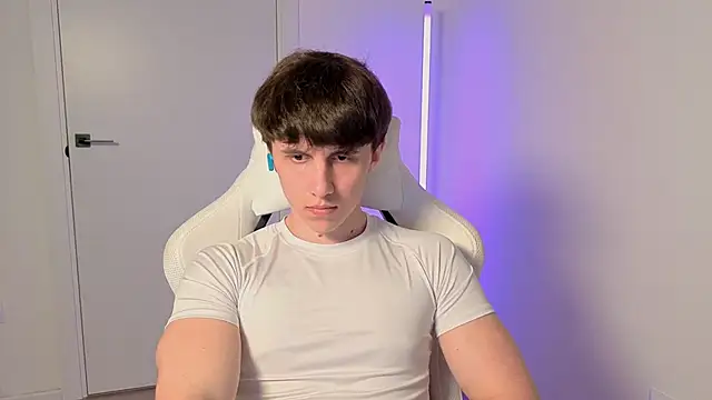 first mark online show from May 14, 2026, 5:31 pm