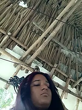 Snapshot of Tefyxx chatting on January 14, 2026, 8:25 pm Tefyxx online show from January 14, 2026, 8:25 pm