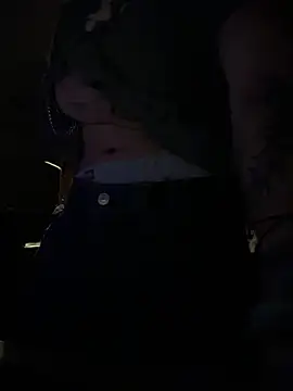 JoeyBlazy online show from April 27, 2026, 7:39 am