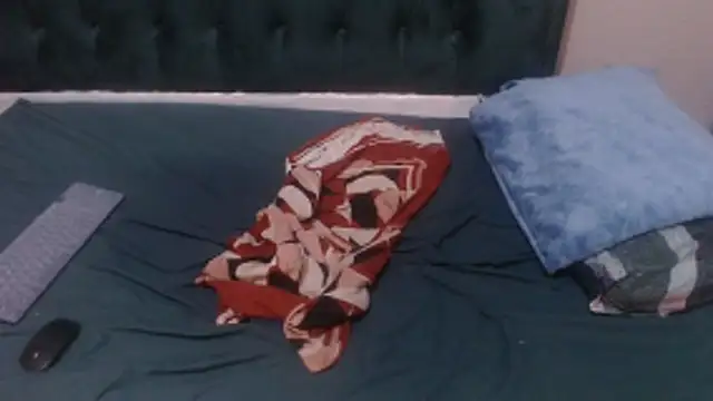 Cutebootyxx online show from February 1, 2026, 11:42 am